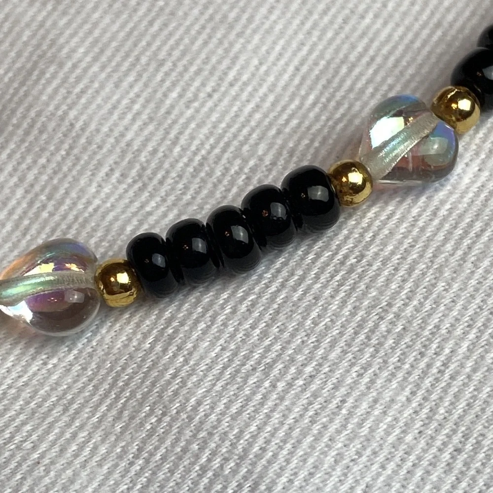 Vintage 90s Onyx and Iridescent Crystal Heart Anklet with Golden Bead Separators